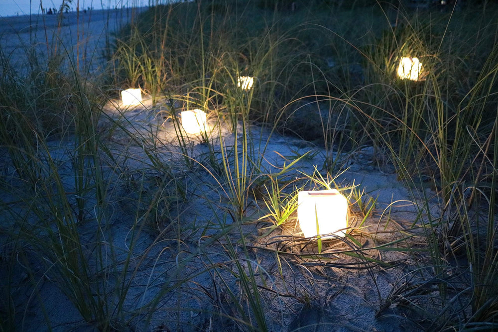 Solight Design SolarPuff lantern requiring no inflation for instant setup.