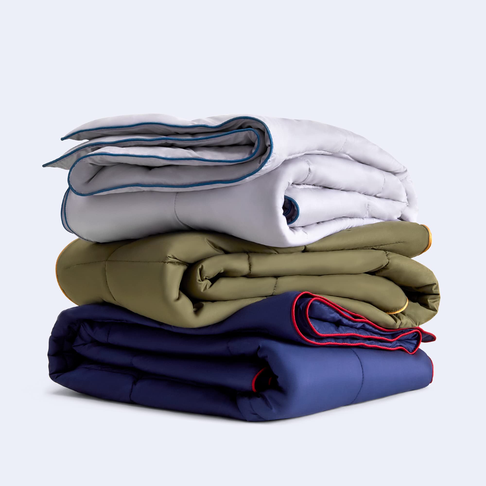 Sonive Blanket versatile for picnics, camping, hiking, and stadium events.