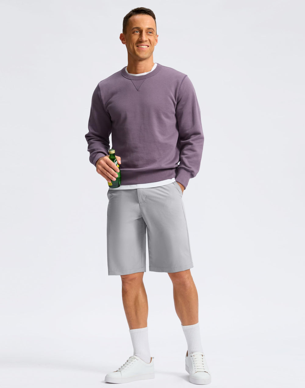 Soothfeel men's golf shorts close-up front pocket for quick-access tees.