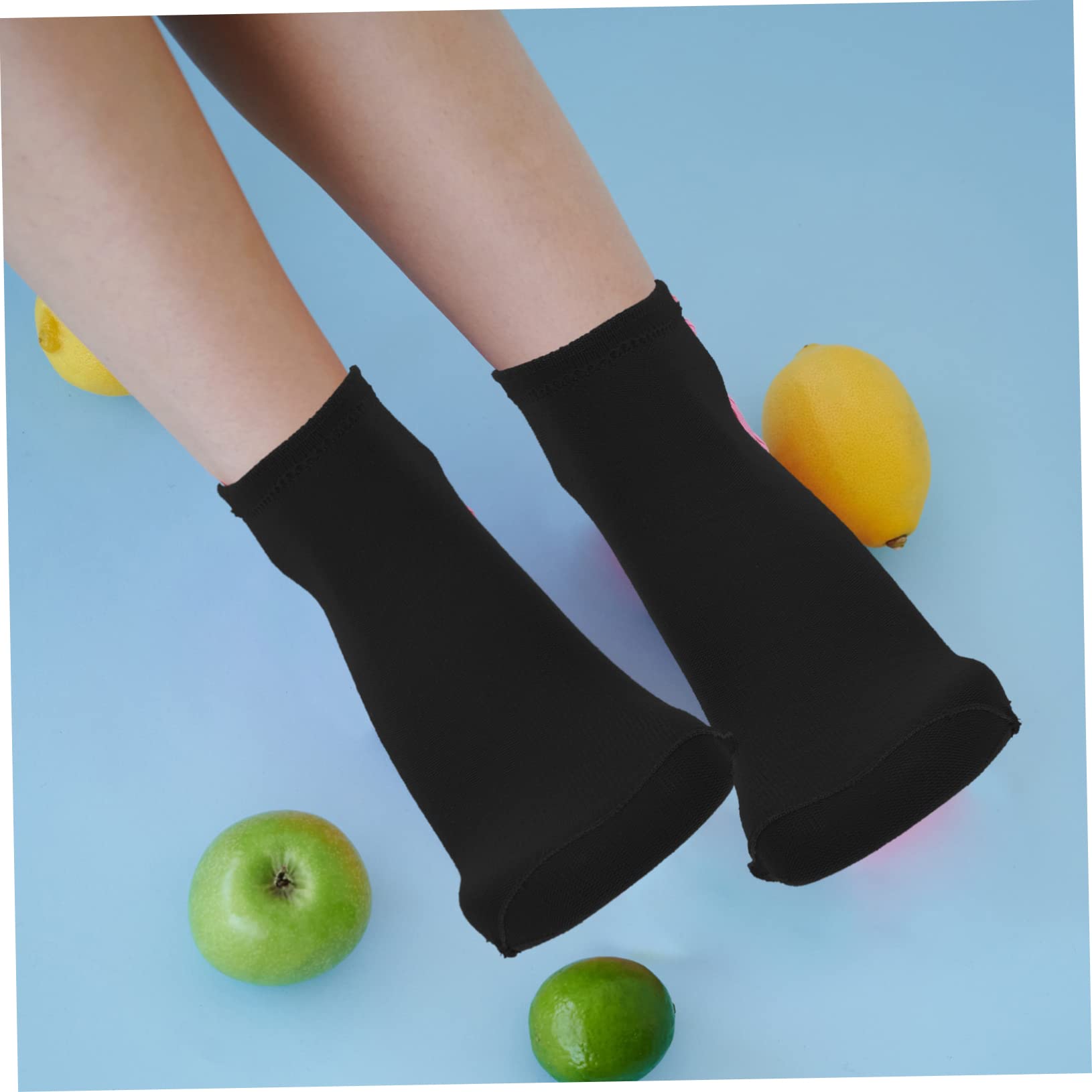 Sosoport breathable fabric socks keep feet dry and comfortable during activity