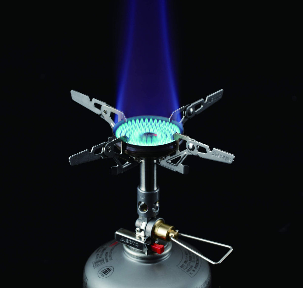 SOTO WindMaster boil-test highlights fast water boiling