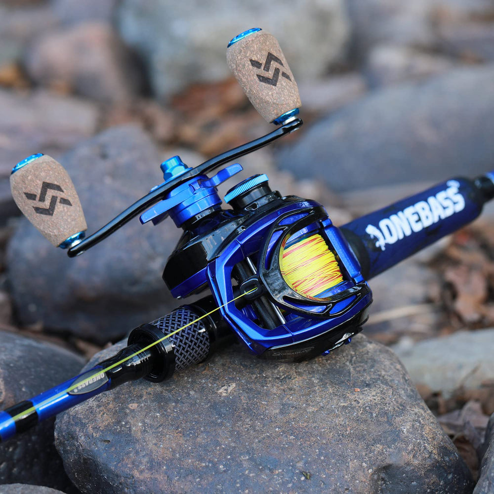Sougayilang baitcasting reel in-hand casting shot shows controllable lure presentation