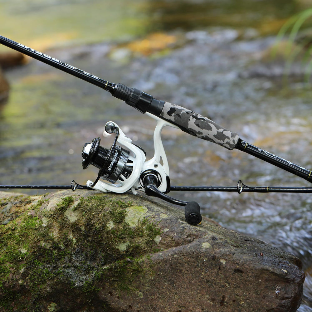 Sougayilang balanced rod on water; easy casting for beginners.