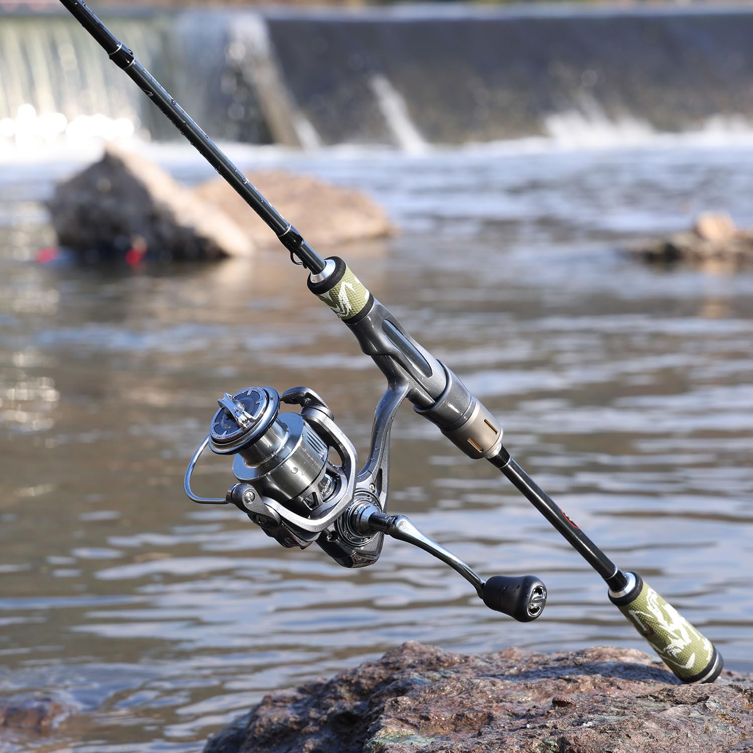 Sougayilang BD combo for freshwater and saltwater adventures.