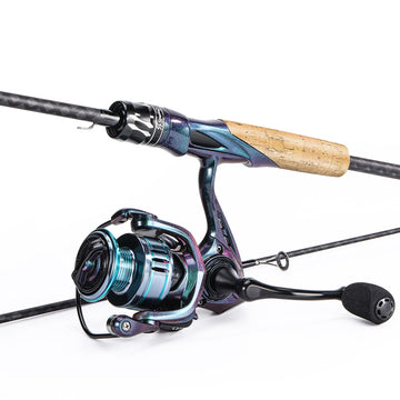 Sougayilang chameleon spinning rod close-up, highlighting lightweight carbon construction for longer casts.