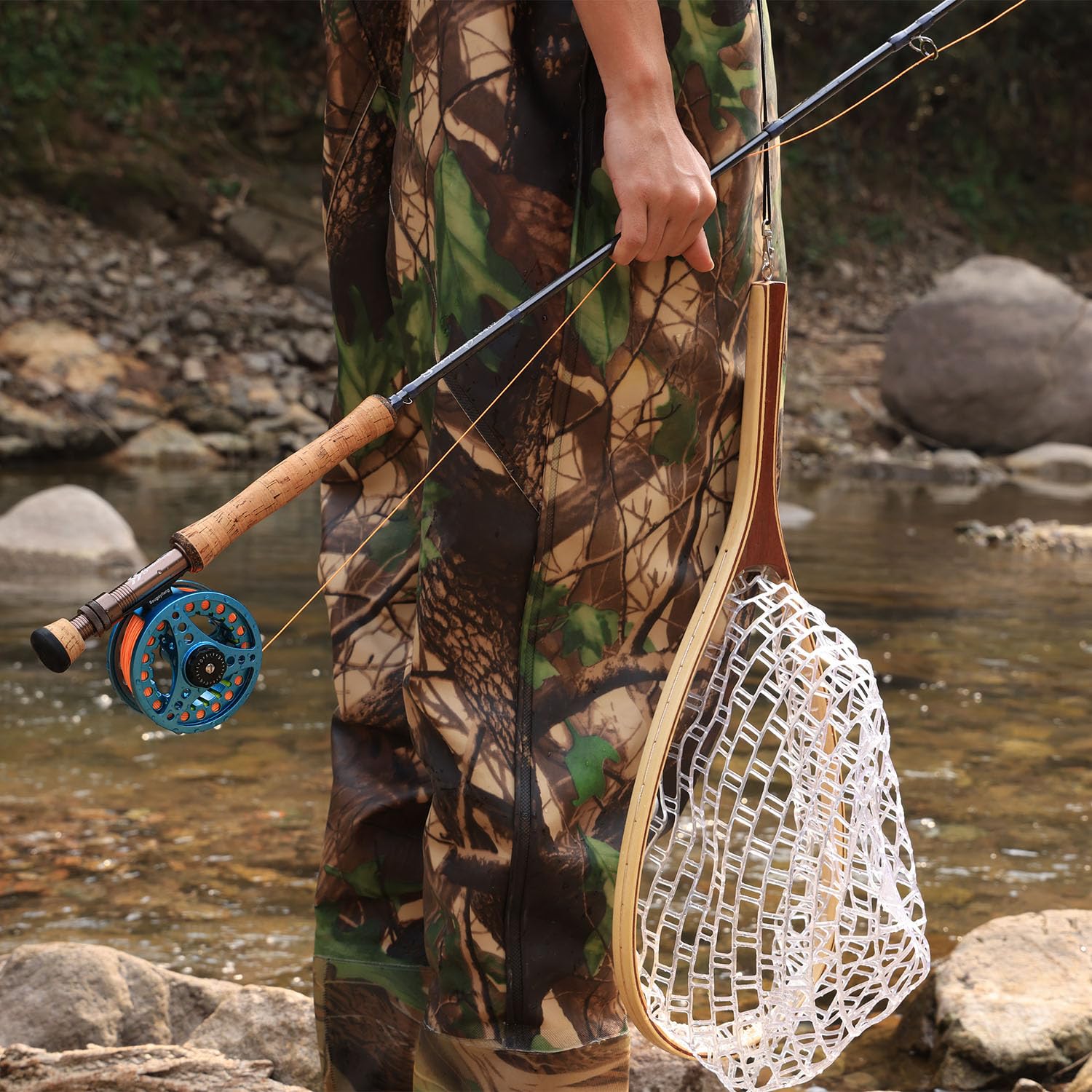 Sougayilang 12 hand-tied flies offer ready-to-use options.