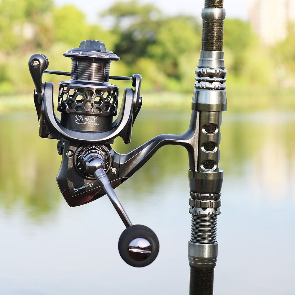 Sougayilang left-right handle compatibility enables customizable grip for both hands.