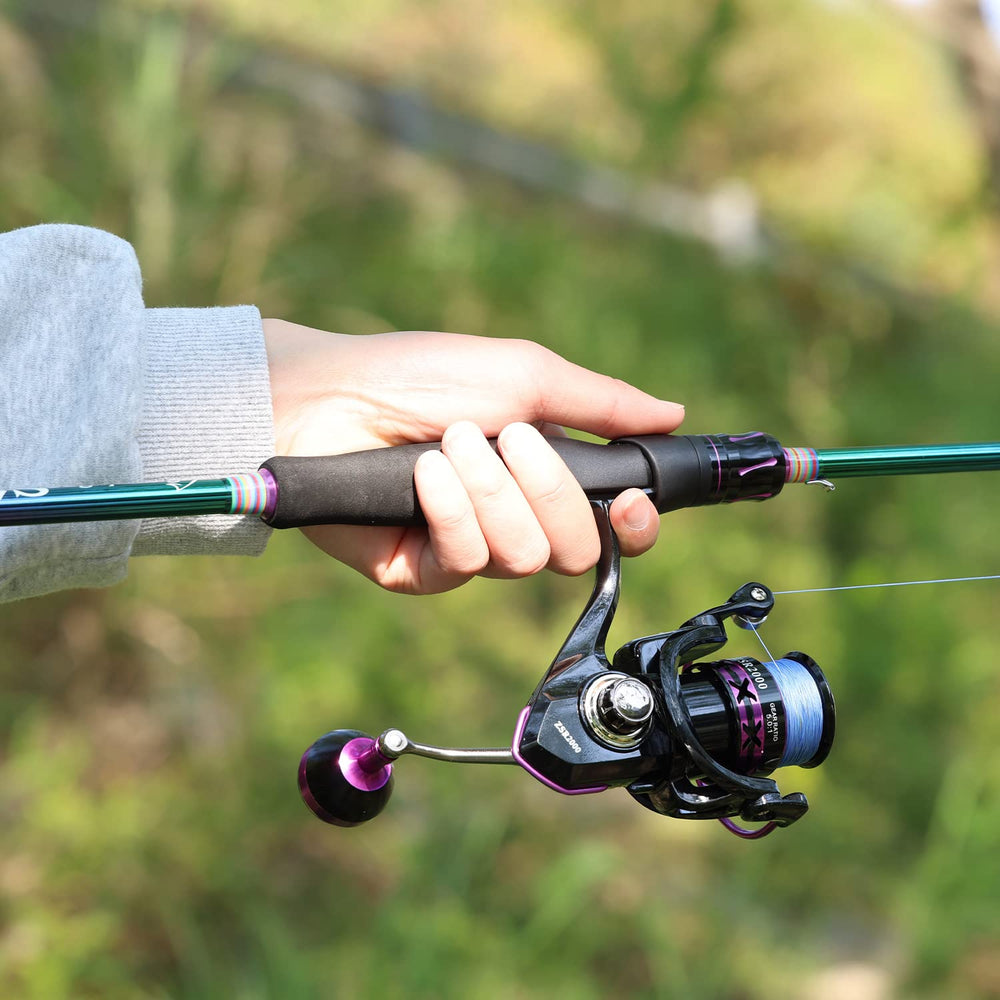 Lightweight 5.0:1 gear ratio reel in the combo