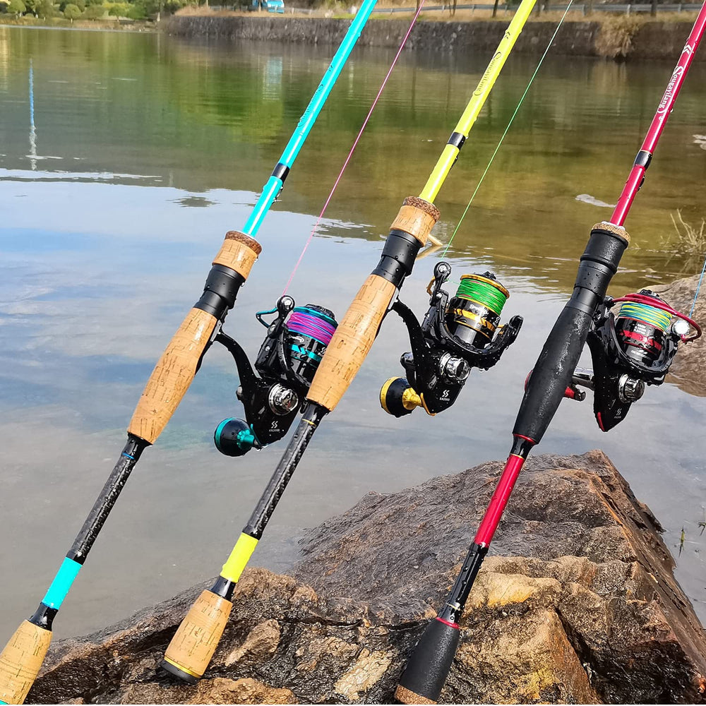 Sougayilang Megalodon two-piece rod folds for quick, portable travel.