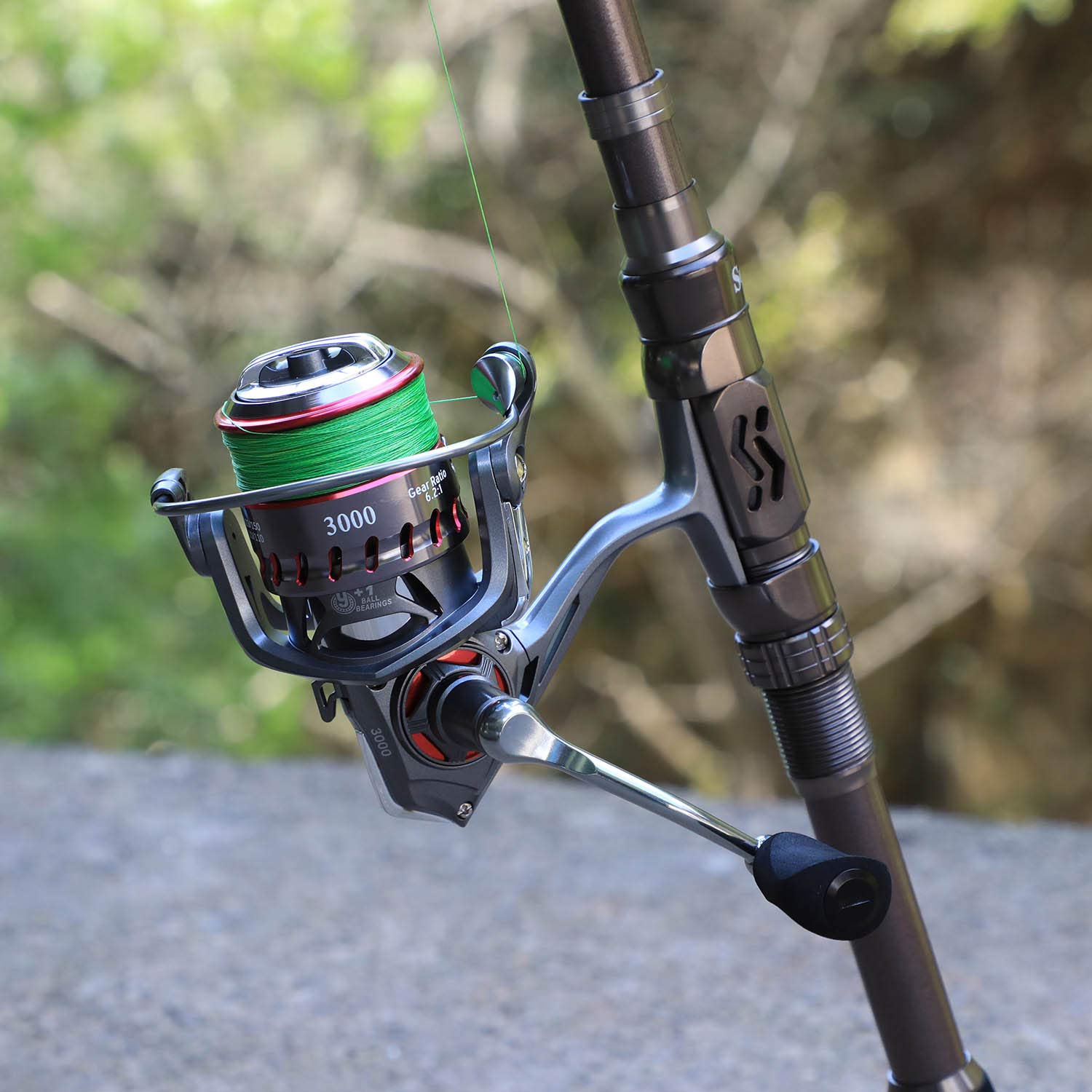 Sougayilang inshore saltwater fishing setup suitable for surf and shore.