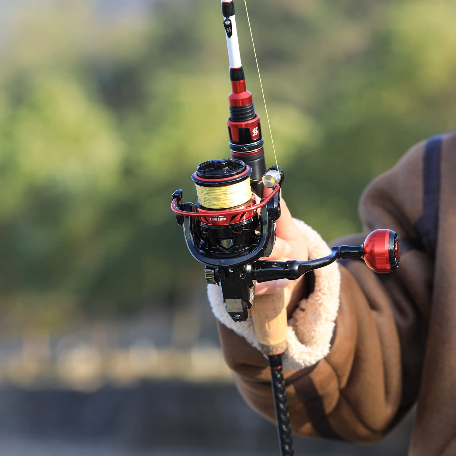 2-piece rod design makes transport easy for trips by bike, car, or boat