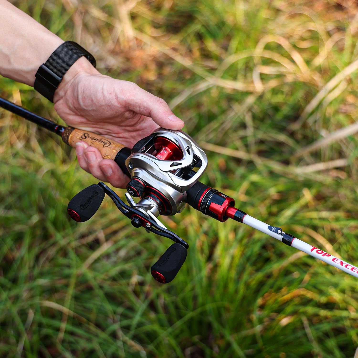 Sougayilang two-piece rod design enables easy transport and storage.
