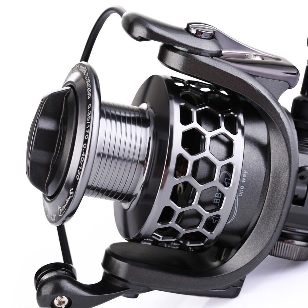 Brass gears and hardened main shaft inside Sougayilang reel