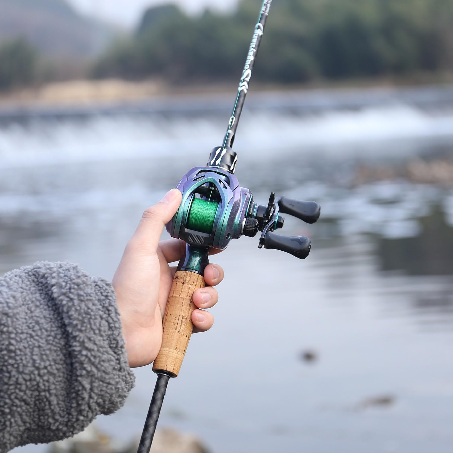 Gift-ready Sougayilang fishing rod with gradient color