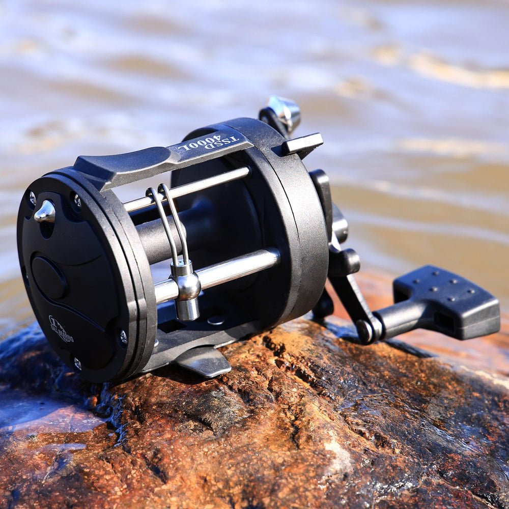 Sougayilang round baitcasting reel in packaging