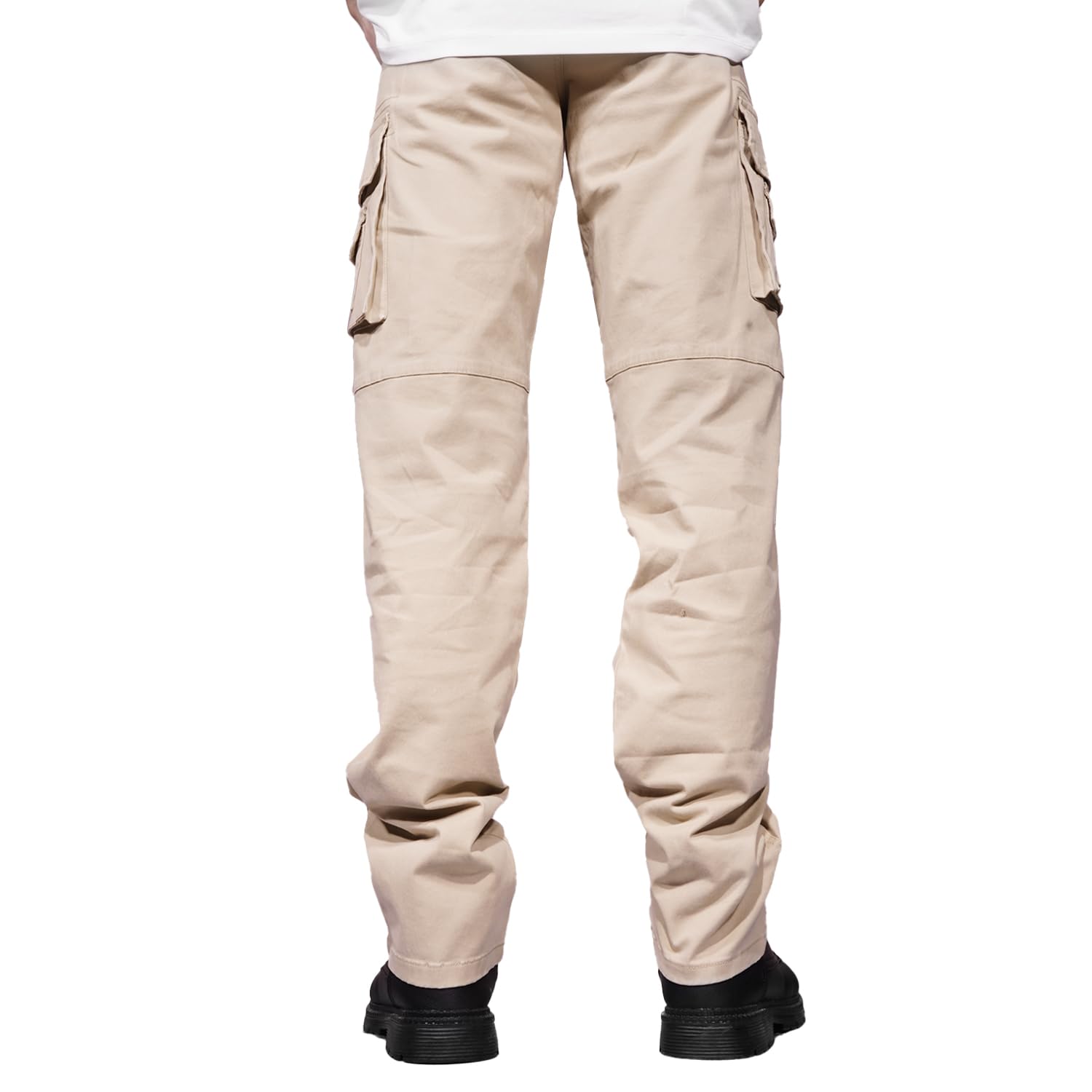 Soulsfeng khaki cargo pants cargo pockets layout for easy tool and phone access.