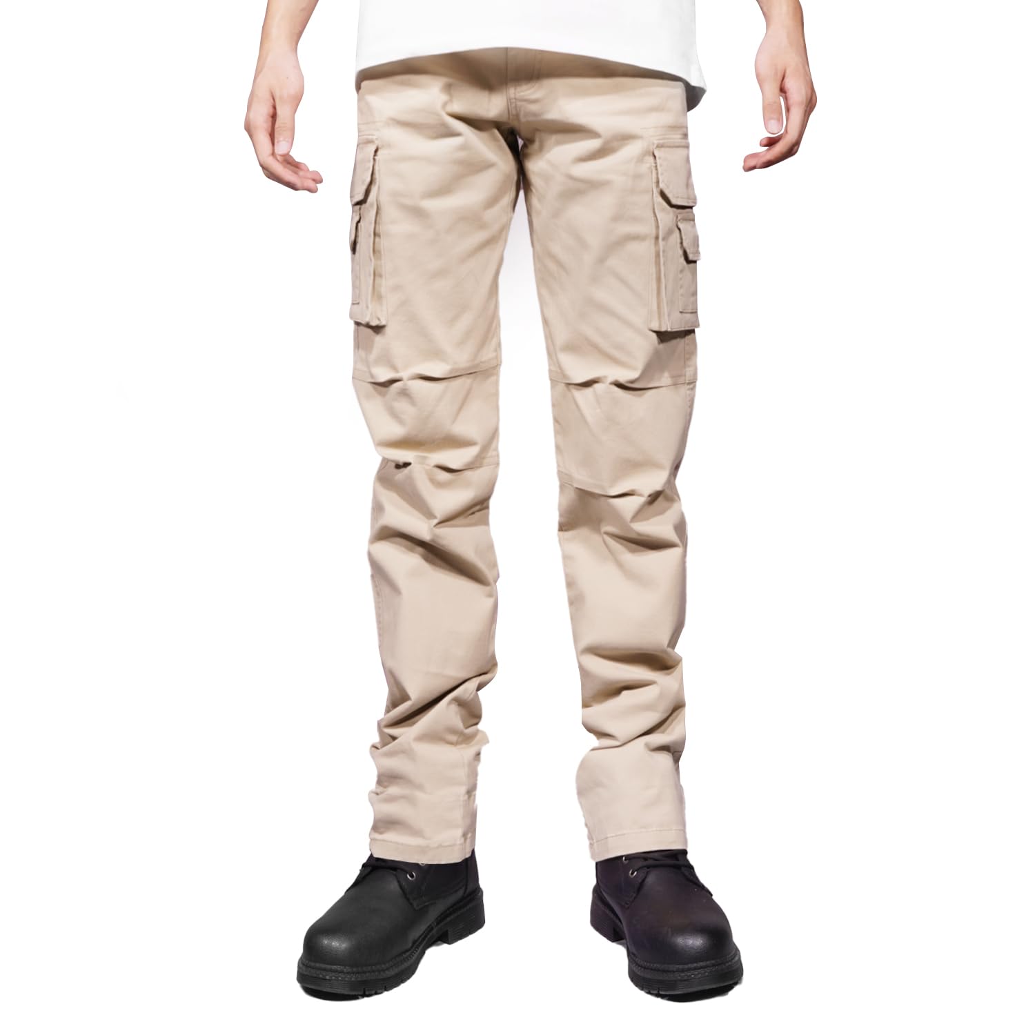 Soulsfeng men's khaki cargo pants side pocket closeup showing secure storage options.