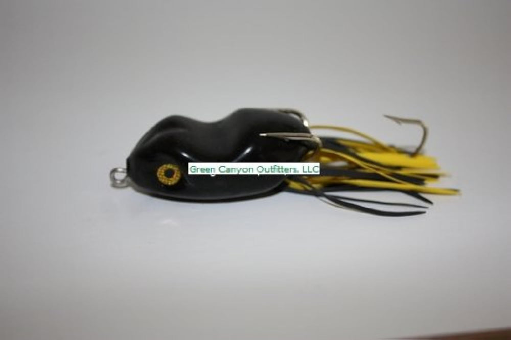 Southern Lure Scum Frog Junior topwater lure in black for exciting surface strikes.