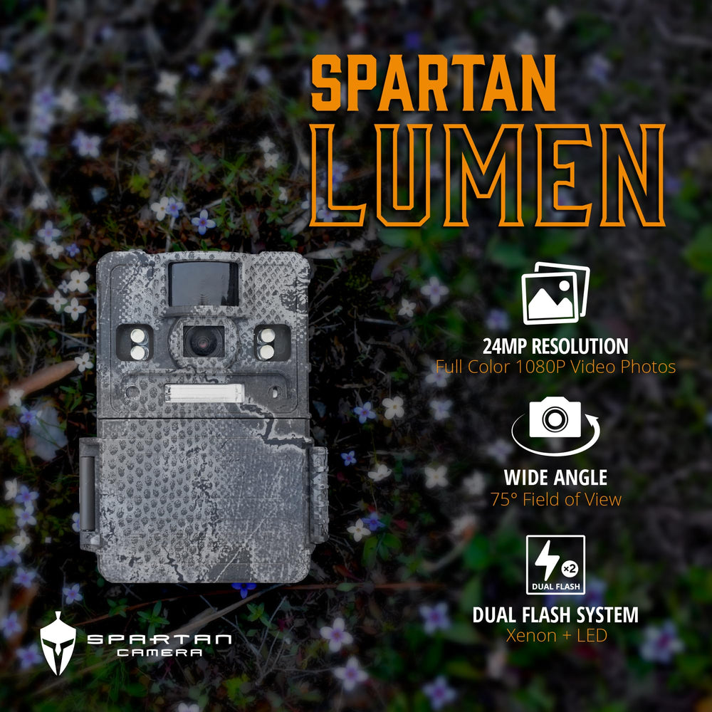 Spartan Camera Lumen dual flash enables color night shots with minimal blur.