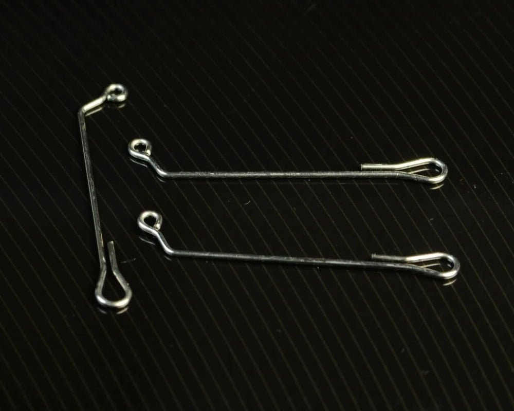 Spawn Fly Fish 60-degree jig shank in 40mm for lifelike side-to-side action.