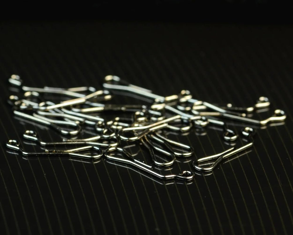 Spawn Fly Fish black nickel finish reduces glare for stealthy casts.