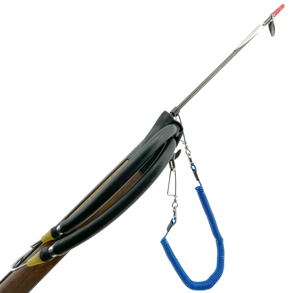 Spearfishing World coiled line in action delivering up to 15 ft reach