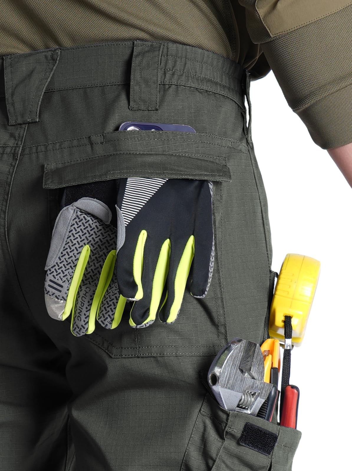 SPOSULEI cargo pants showing nine pockets for organized tools on the move.