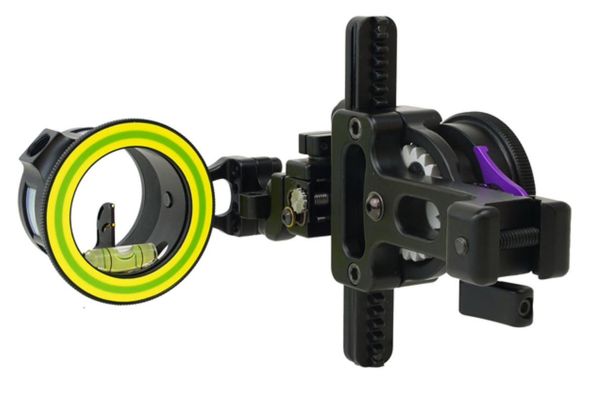 Spot Hogg Fast Eddie PM front view highlighting dual fiber pins for two aiming points