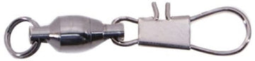 Spro ball bearing swivel with interlock in black reduces line twist for smoother lure presentations.