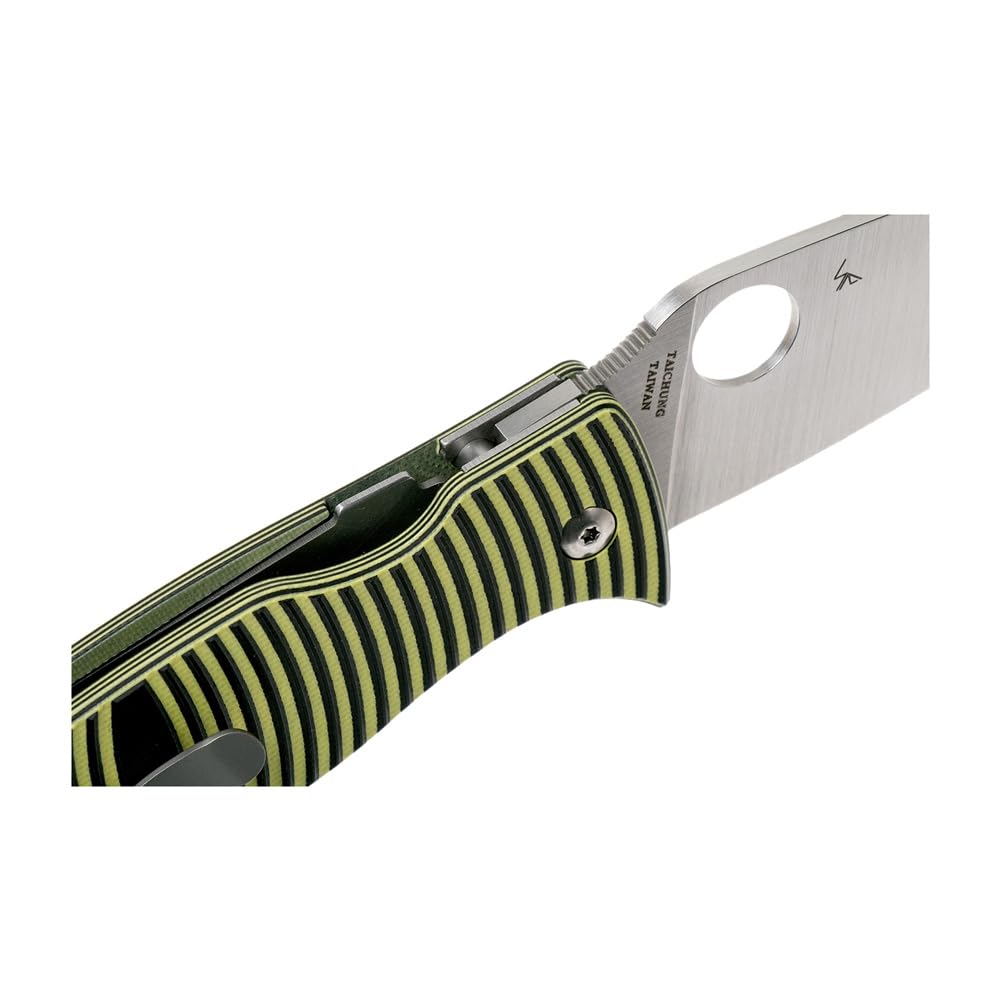 Spyderco Caribbean Salt branding logo on blade