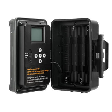 SPYPOINT Force 24 low-glow LEDs minimize disturbance at night.