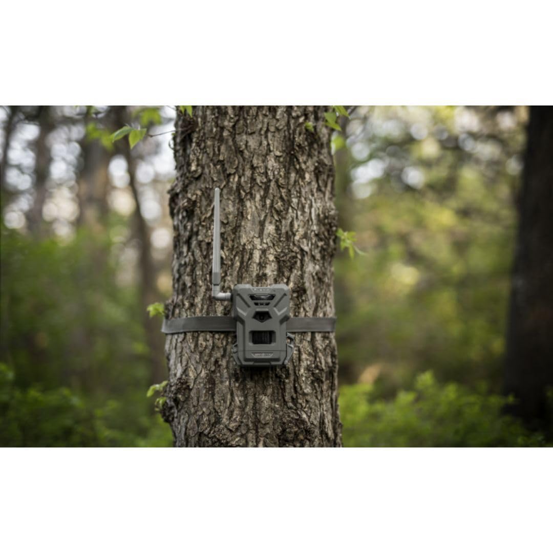 SPYPOINT SPLB-10 solar panel enabling steady solar charging in the field