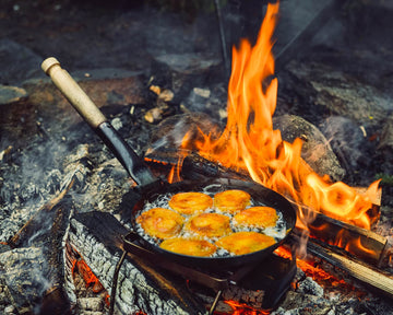 Stabilotherm jaegarstekpanna forest-camping-kit setup for versatile outdoor meals.