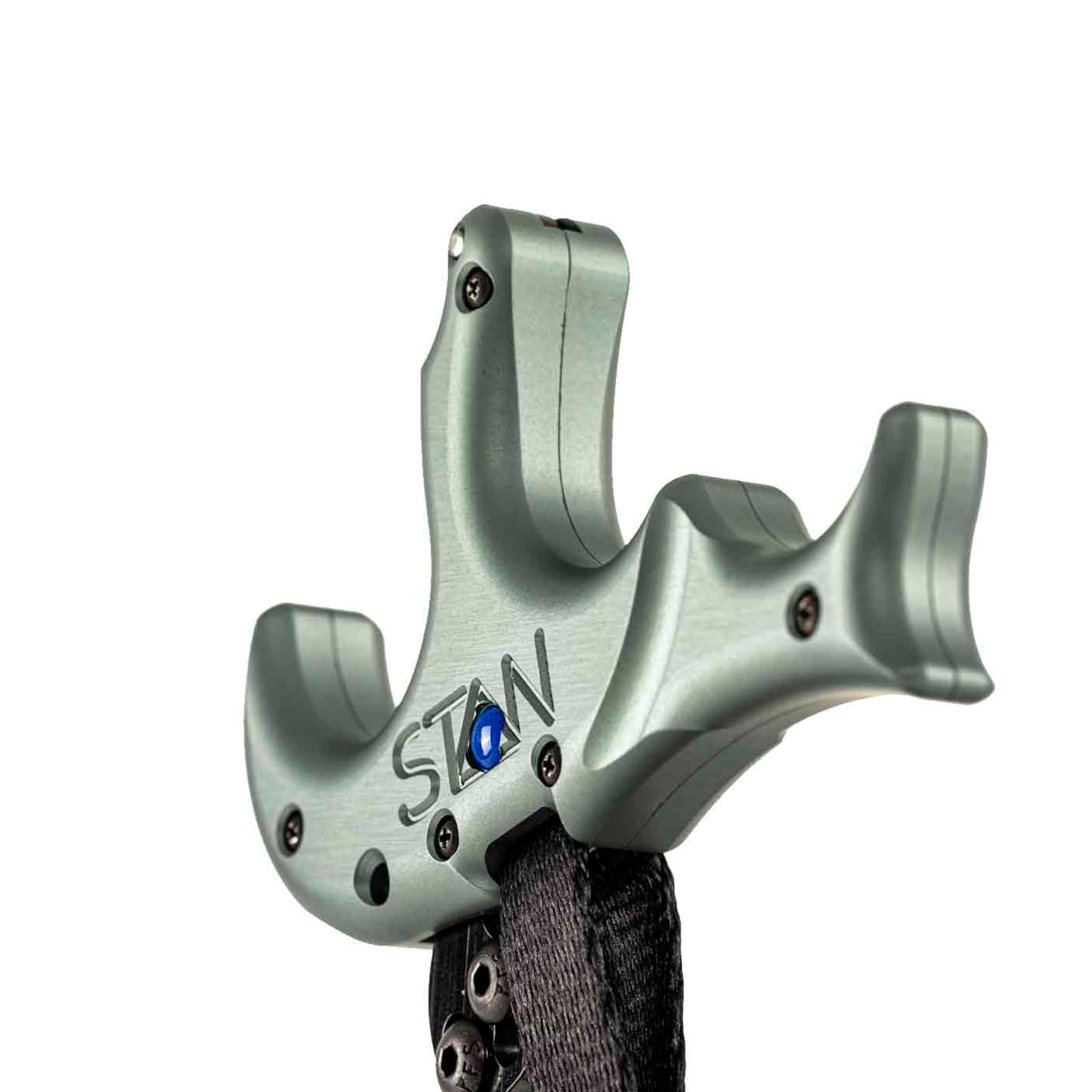 Stan Axis Release thumb-barrel focus demonstrates intuitive firing and reset