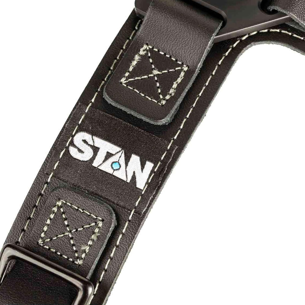 Stan SoleX CM adjustable length to fit different shooting styles comfortably.