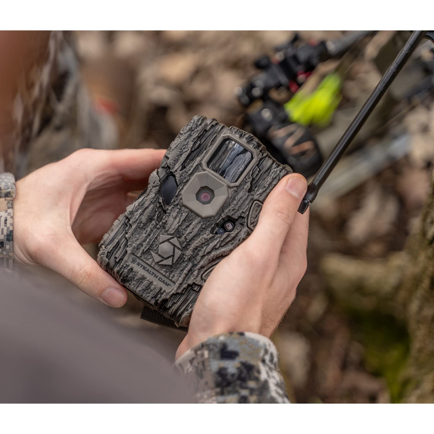 Fusion X runs on eight AA batteries in the field