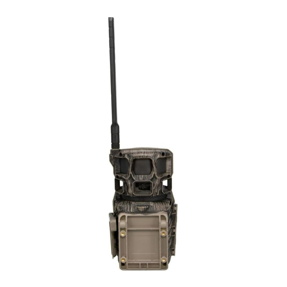 Stealth Cam Revolver Pro 2.0 memory card reader speeds data transfer on site.