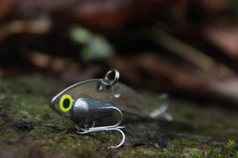 SteelShad Mini 1/4 oz silver side view ideal for shoreline jigging.