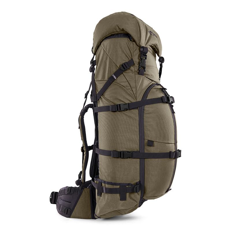 Stone Glacier Sky 5900 spotting scope pocket holds glass securely.