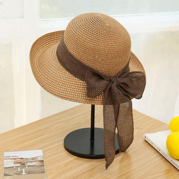 One size fits most straw hat with adjustable fit