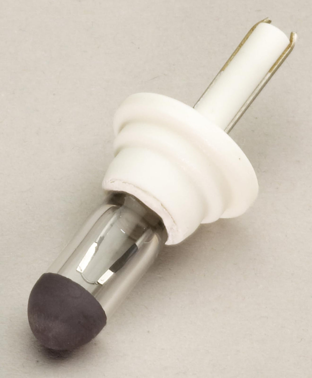 Streamlight 90314 packaging, genuine Division 2 bulb ready for rapid replacement.