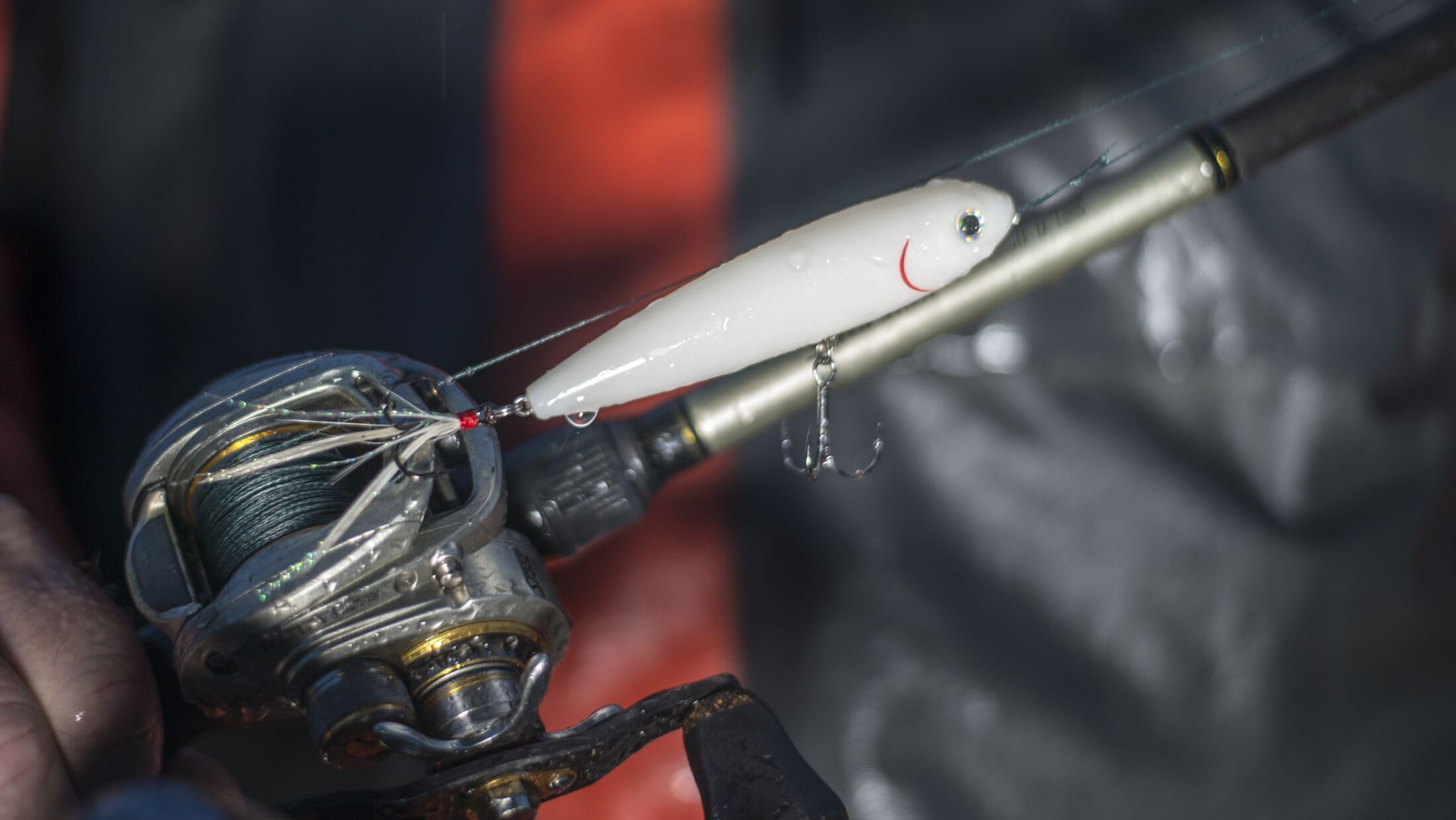 Strike King KVD Sexy Dawg Junior with vivid 3D eyes detail for realistic targeting.