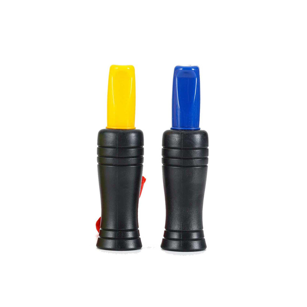 SU LIFE duck calls with black bodies and yellow mouthpieces for reliable field performance.
