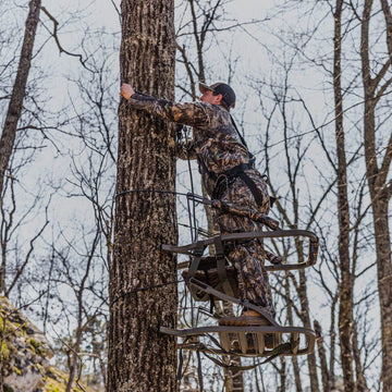 Goliath SD supports up to 350 pounds for gear and hunter.