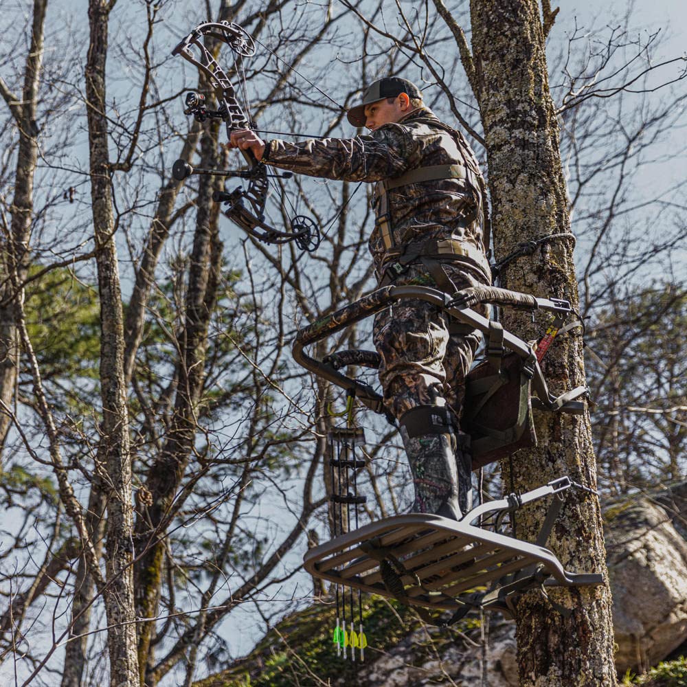Summit Treestands Titan SD Quick Draw cable keeps gear secure aloft.