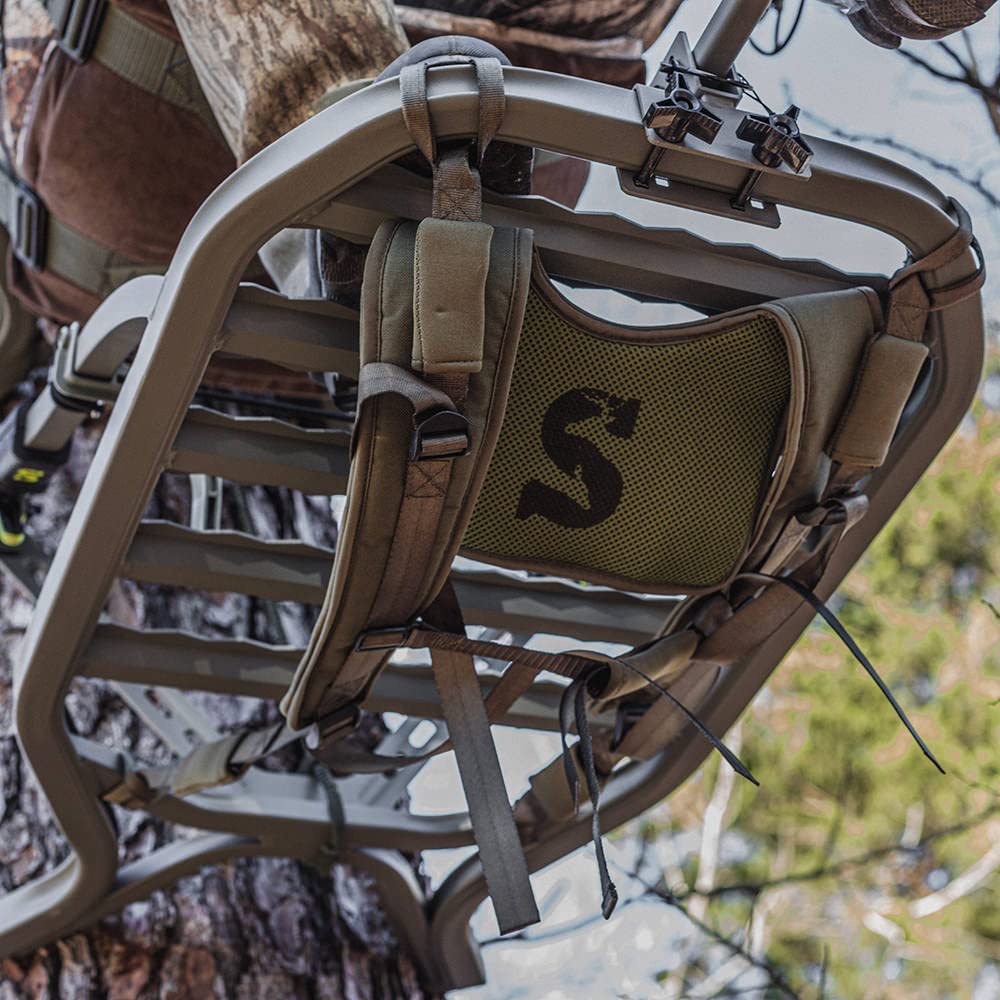 Neoprene sleeve on Summit Backpack System buckles reduces noise during setup.