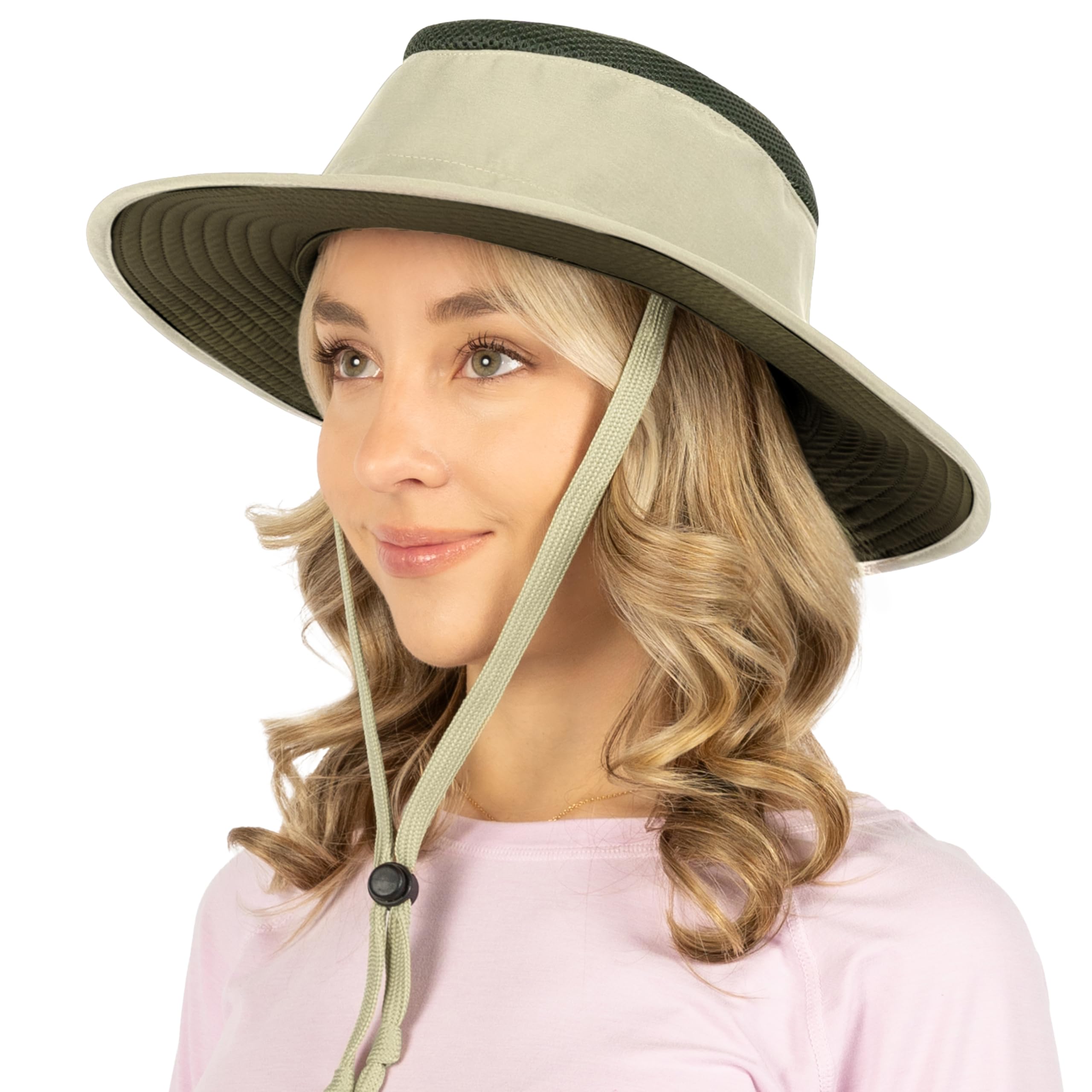 Sun Cube UPF 50+ protection for sunny beach days