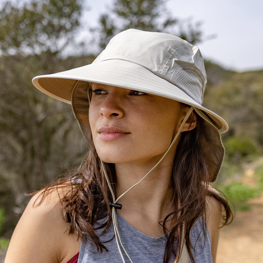 Sunday Afternoons sport hat neck cape and brim reduce sun exposure