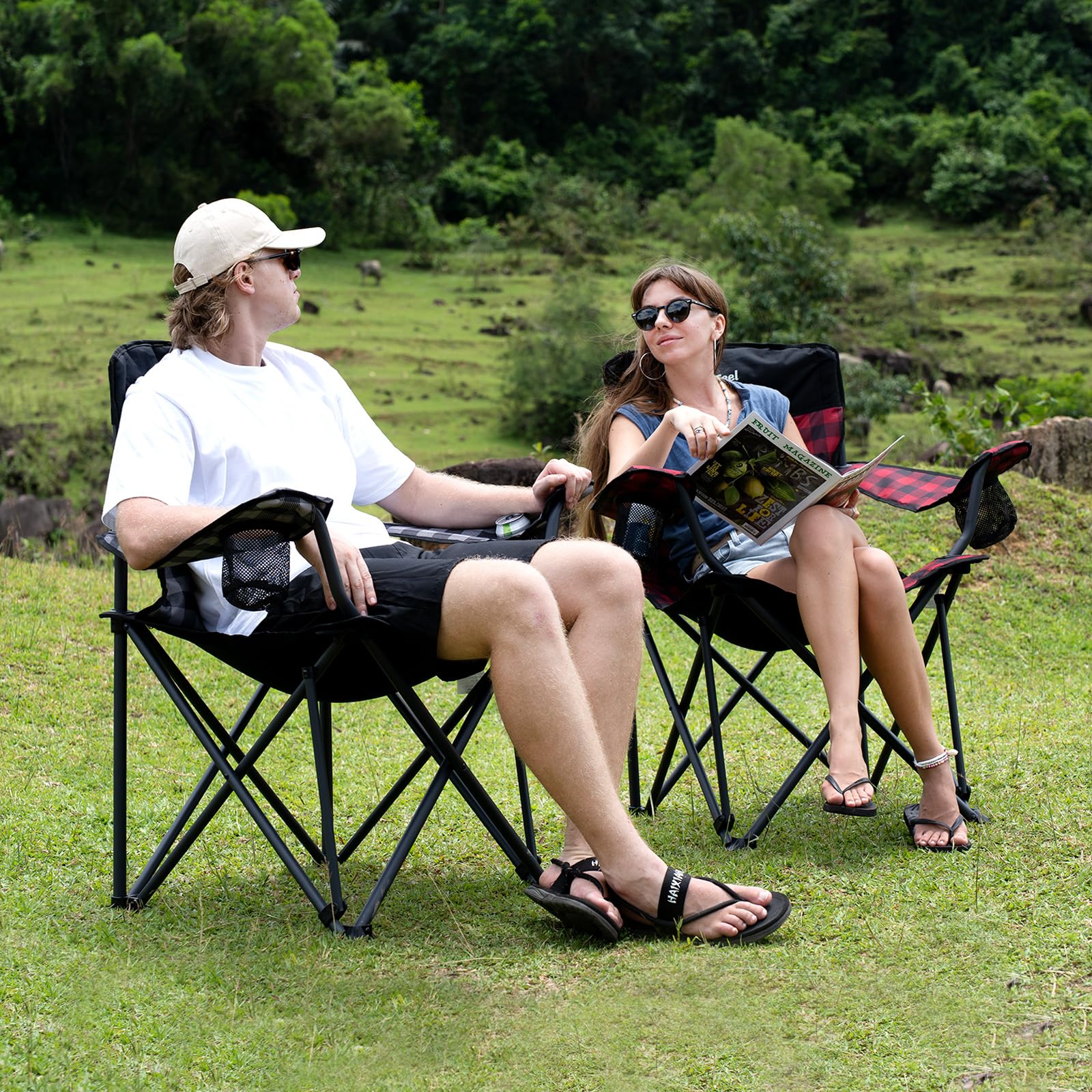 SunnyFeel adult folding chair with padded armrests delivers comfort for long outdoor sessions.