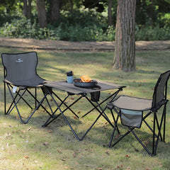 Sunnyfeel lightweight dining table rolled-top demonstrates portable convenience for travel.